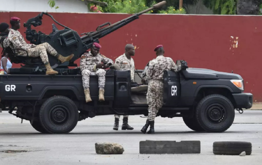 Côte d'Ivoire : une base militaire attaquée à Abidjan, 3 assaillants abattus