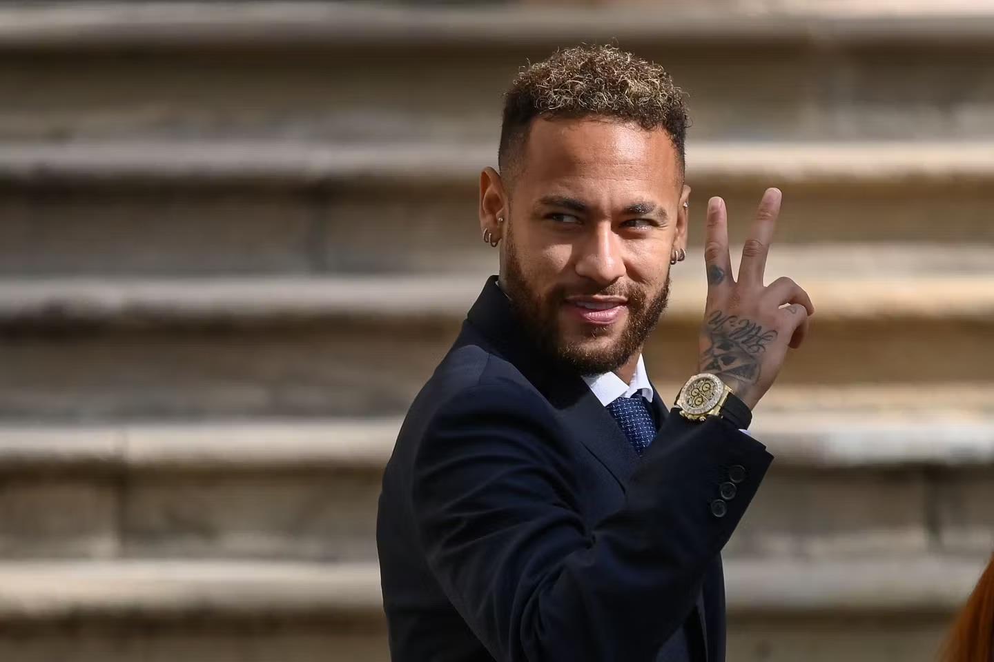 La justice confirme la relaxe de Neymar dans l’affaire de son transfert au Barça La justice confirme la relaxe de Neymar dans l’affaire de son transfert au Barça