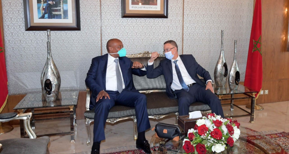 Le président de la CAF en visite au Maroc
