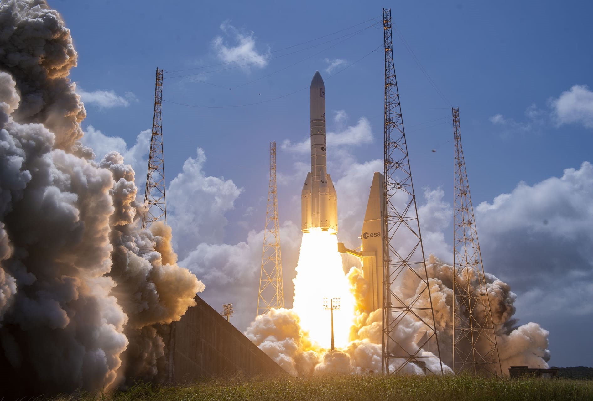 Ariane 6 lance 32 satellites Amazon Leo pour concurrencer Starlink