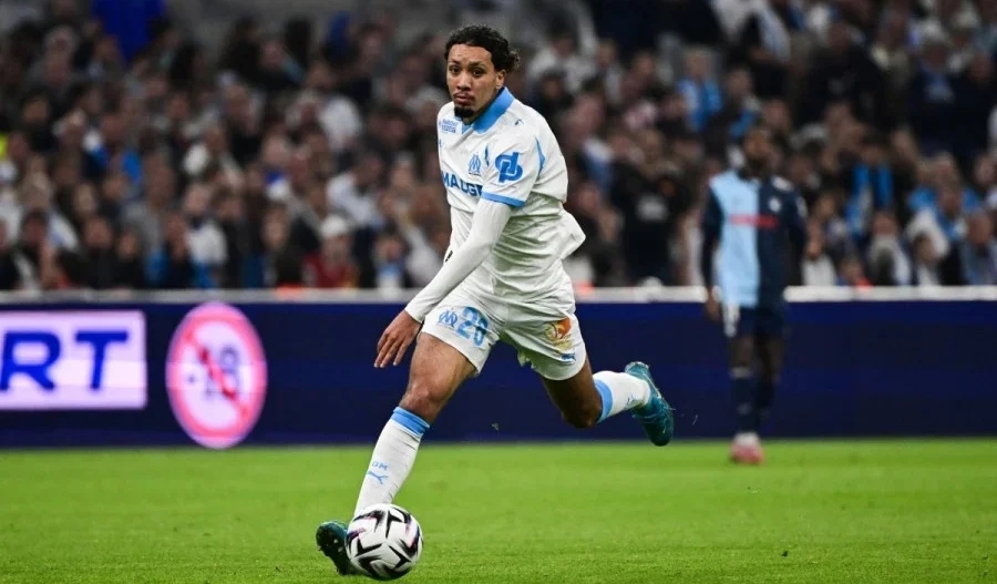 Fin d’aventure avec l'OM ? Le Marocain Bilal Nadir dans le viseur du RC Strasbourg Fin d’aventure avec l'OM ? Le Marocain Bilal Nadir dans le viseur du RC Strasbourg