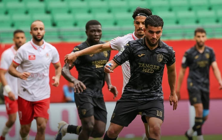 Botola Pro : Le FUS de Rabat freiné à domicile par Ittihad de Tanger dans les derniers instants Botola Pro : Le FUS de Rabat freiné à domicile par Ittihad de Tanger dans les derniers instants