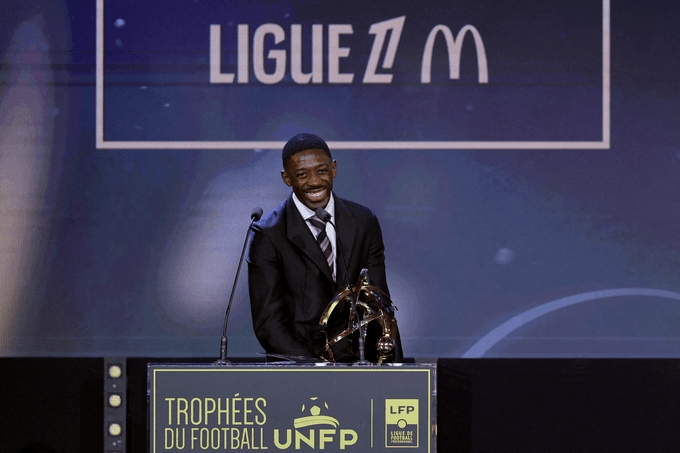 ديمبيلي يتوج بجائزة أفضل لاعب في الحفل السنوي لجوائز الاتحاد الفرنسي