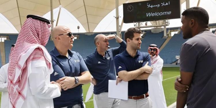 وفد رسمي من الفيفا يزور السعودية قبل الإعلان عن مستضيف كأس العالم 2034
