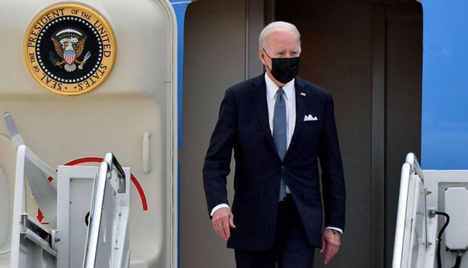 الرئيس الأمريكي يصل إلى اليابان في زيارة رسمية