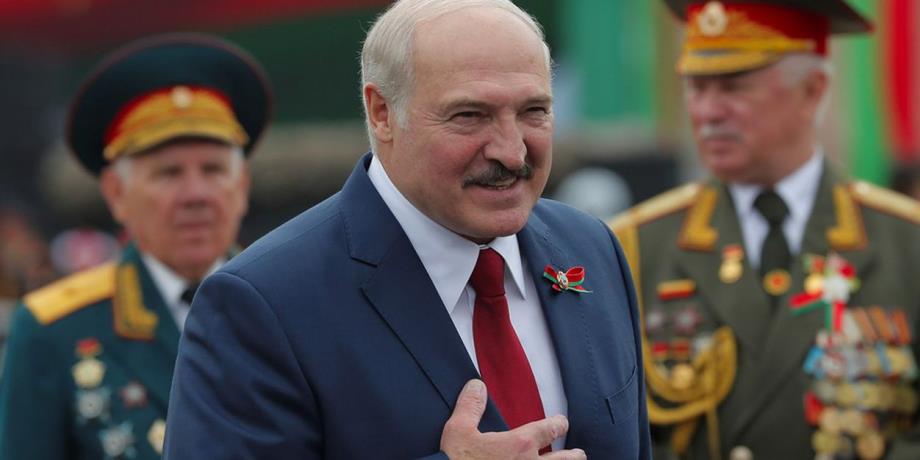 Crise migratoire: Loukachenko accuse l'UE de rejeter toute communication avec la Biélorussie