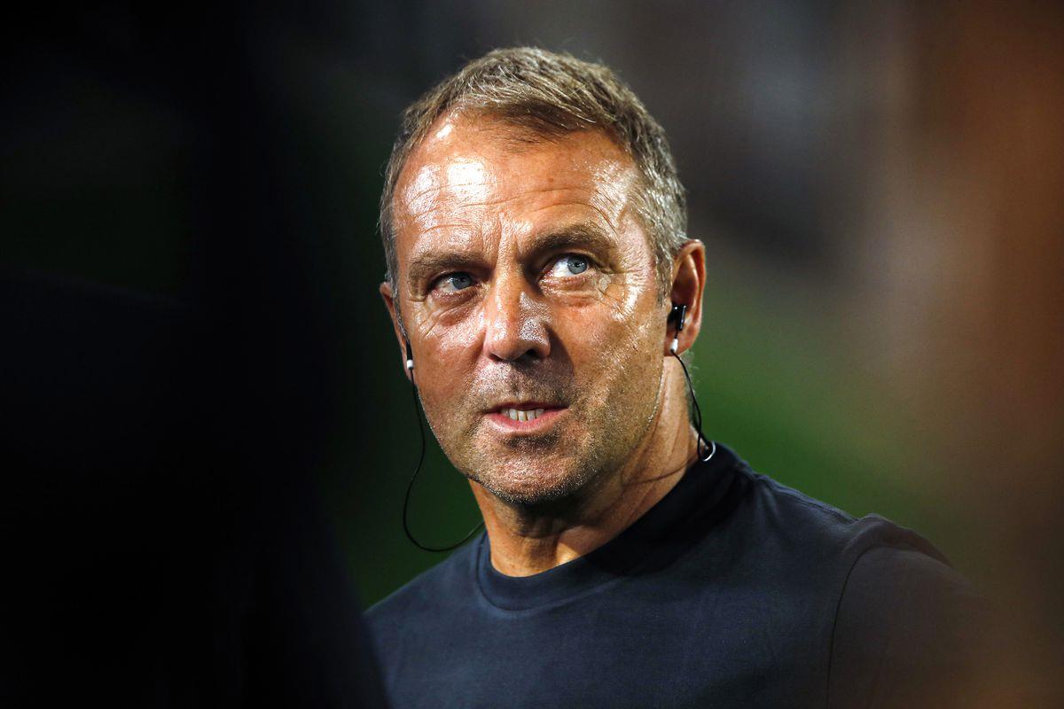FC Barcelone : Hansi Flick veut prolonger son contrat