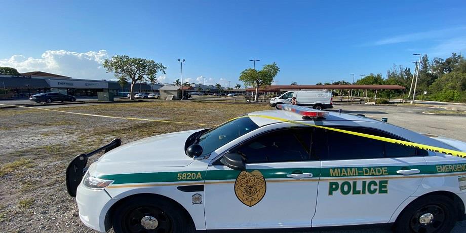 USA : au moins deux morts et une vingtaine de blessés dans une fusillade à Miami
