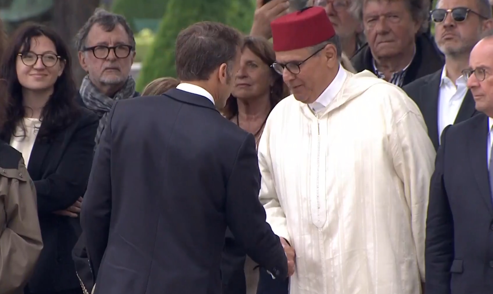 Aziz Akhannouch représente SM le Roi à la cérémonie d’hommage national à Edgar Morin