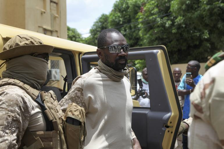 Mali: le colonel Goïta "rassure" la CEDEAO sur le retour des civils au pouvoir