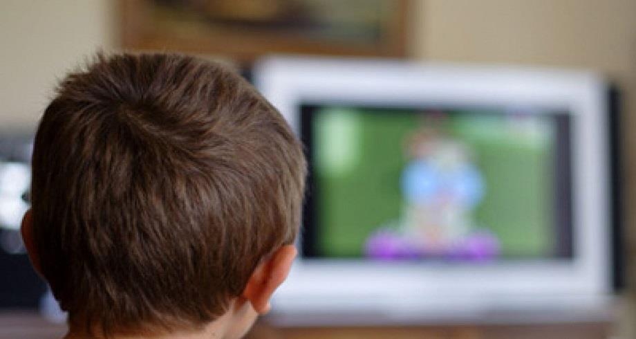 Etude sur la corrélation entre exposition à la télévision et le niveau de langage des enfants