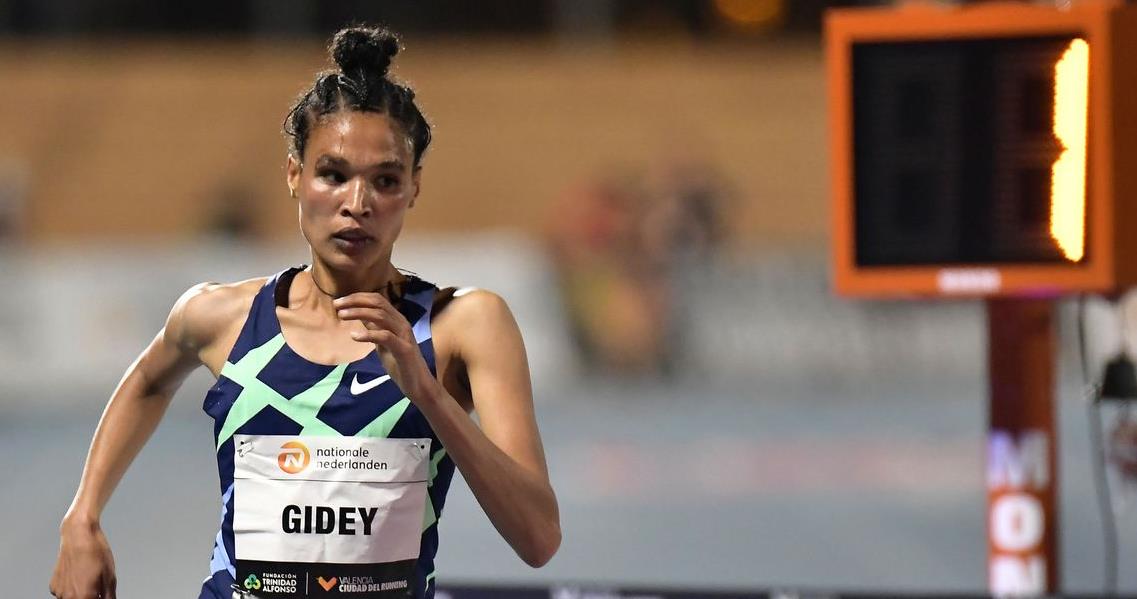 الإثيوبية غيداي تحطم الرقم القياسي العالمي لسباق 10 آلاف متر