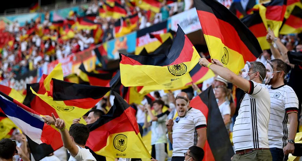 كأس أوروبا.. ألمانيا تطالب بخفض عدد الجماهير في الملاعب