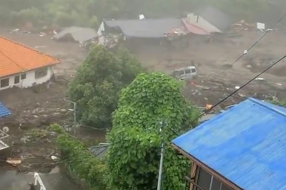 Japon: 24 personnes encore introuvables après la coulée de boue à Atami