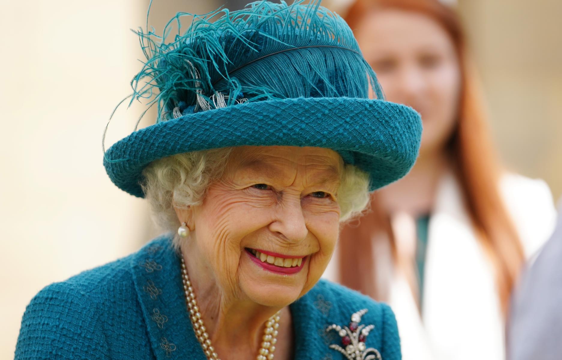 الملكة إليزابيث تتمنى حظا سعيدا لإنكلترا في المباراة النهائية لكأس أوروبا