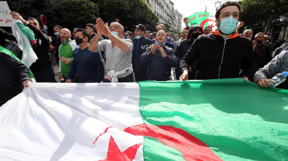 Genève: plusieurs dizaines d'Algériens marchent contre l’intensification de la répression dans leur pays