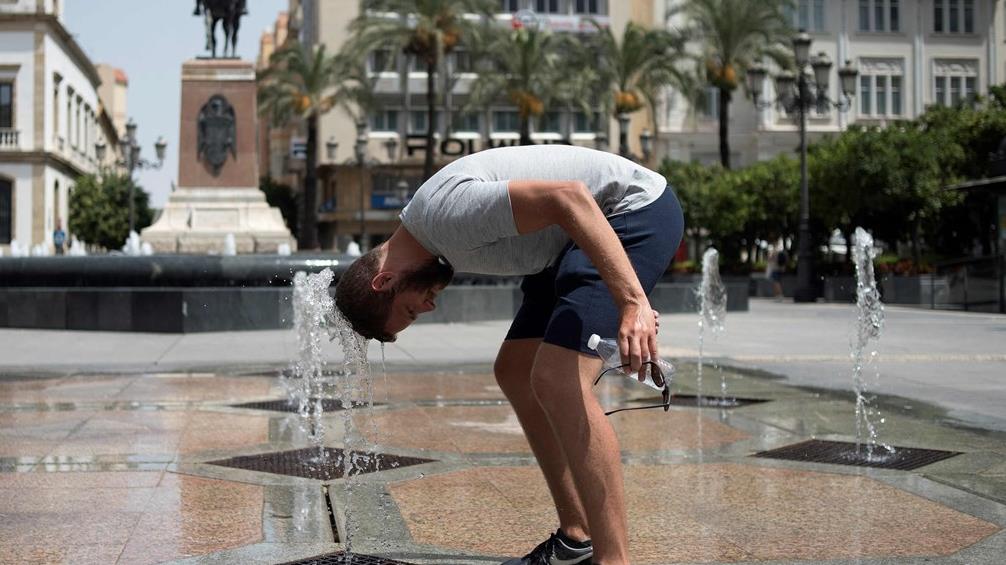 موجة الحرارة تتسبب في وفاة 360 شخصا في إسبانيا