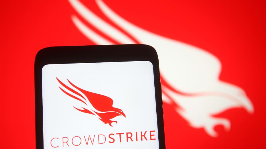 CrowdStrike: La panne informatique mondiale causée par un défaut dans un logiciel de tests