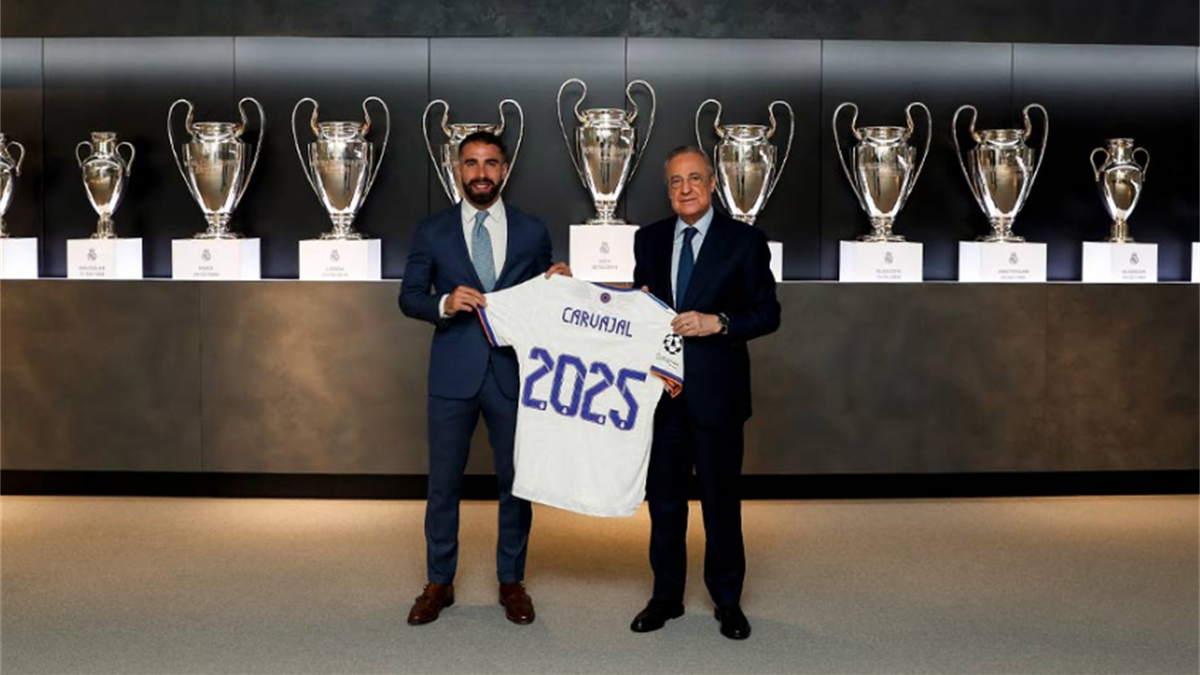 كارفاخال يمدد عقده مع ريال مدريد حتّى 2025