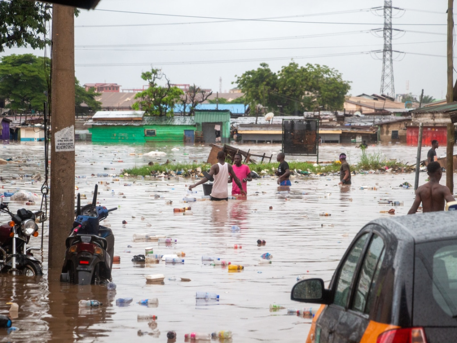 Ghana: un mort et des centaines de déplacés dans des inondations