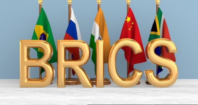 L'OIT salue l'engagement des BRICS à garantir le travail décent