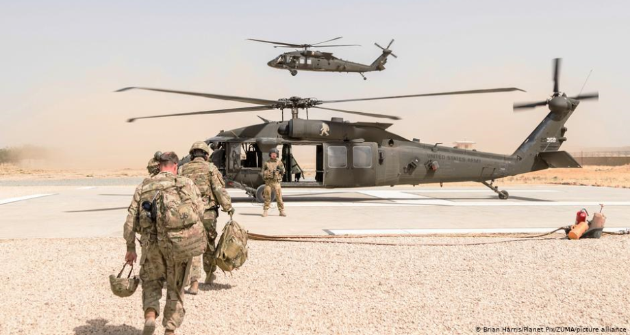 الجيش الأمريكي ينسحب من أفغانستان منهيا حربا استمرت 20 سنة