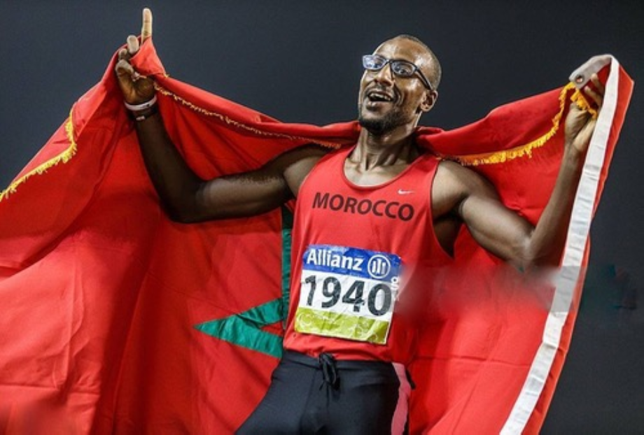 العداء المغربي البارالمبي محمد أمكون يتأهل إلى نهائي سباق 400 متر