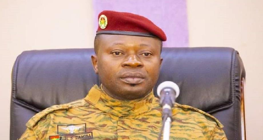 Burkina Faso : le lieutenant-colonel Damiba se trouve au Togo