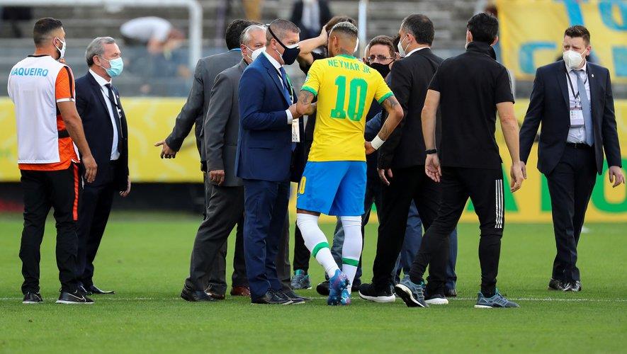 Suspension du match des éliminatoires pour le mondial: la police brésilienne enquête sur quatre joueurs argentins