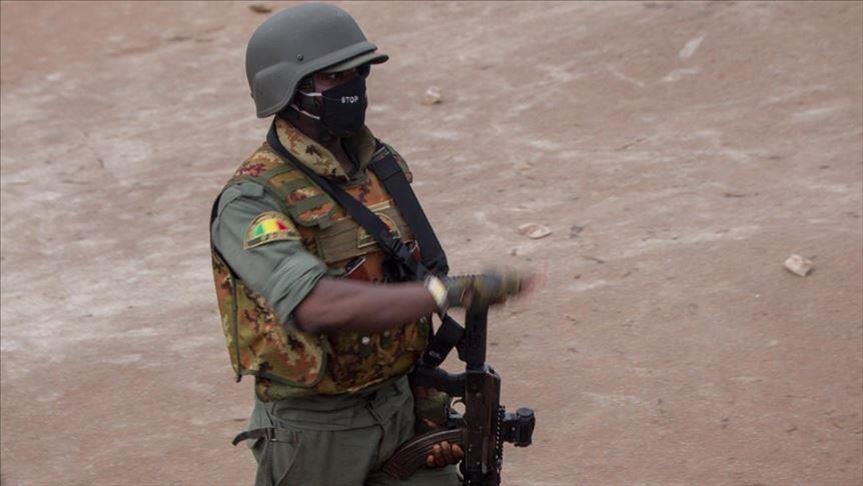 Mali: cinq militaires tués dans une attaque armée dans le centre du pays
