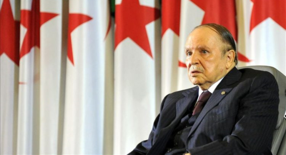 Algérie: décès de l'ancien président Abdelaziz Bouteflika
