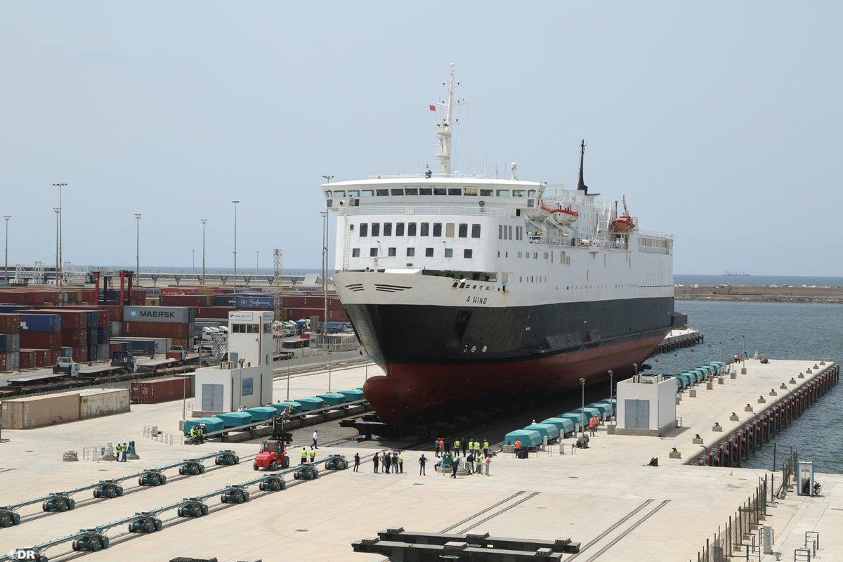 بركة: إعادة هيكلة المركب المينائي للدار البيضاء سيساهم في تعزيز تموقع المغرب دوليا