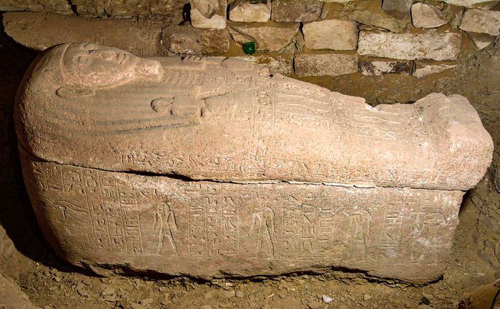 L’Égypte dévoile un sarcophage datant de l’ère du pharaon Ramsès II