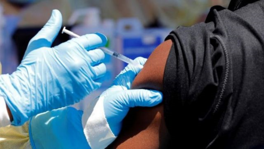 منظمة الصحة العالمية: إفريقيا بحاجة إلى سبعة أضعاف الكمية التي تتلقاها من اللقاحات ضد كوفيد 19