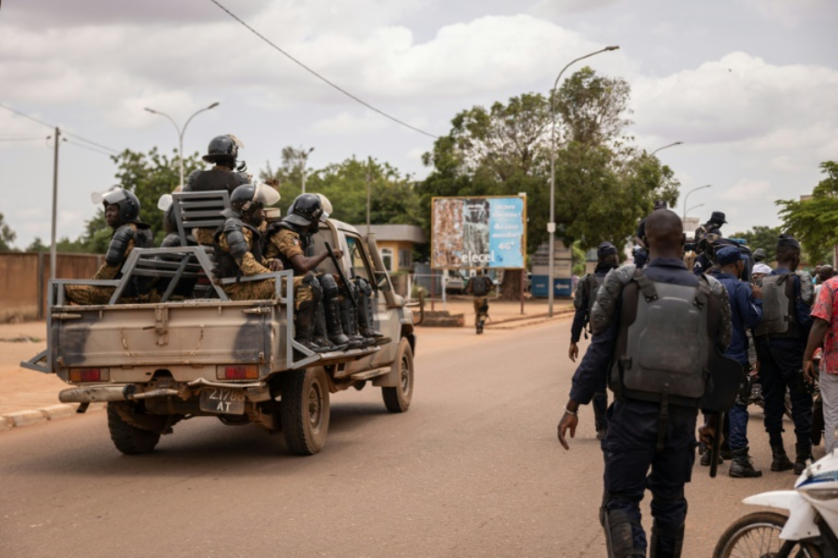Burkina : Reprise des tirs, déploiement de militaires à Ouagadougou