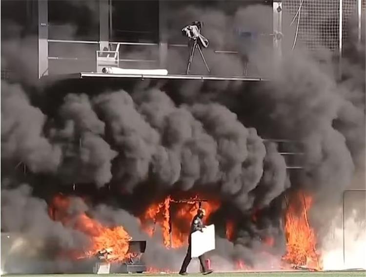 تصفيات مونديال 2022: حريق في ملعب أندورا الوطني عشية استضافة إنكلترا
