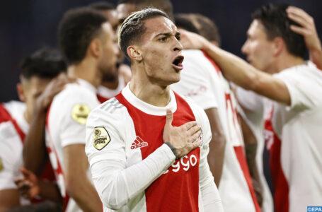 Championnat des Pays-Bas: l'Ajax atomise le PSV Eindhoven (5-0)