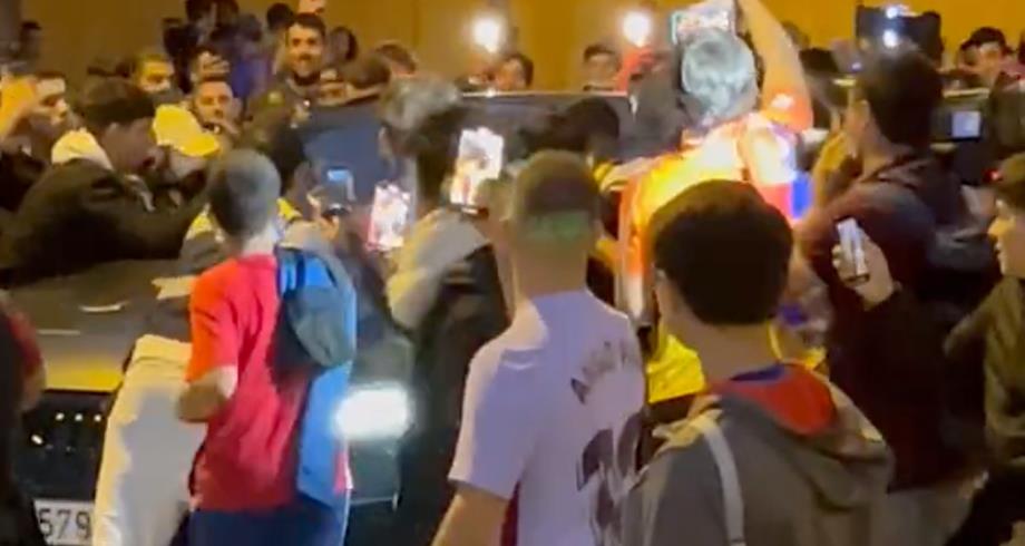 Le Barça condamne "les gestes violents et insultants" de ses supporters à l'égard de Koeman