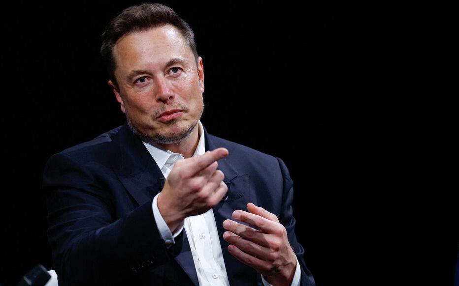 Intelligence Artificielle: Elon Musk souligne l'importance d'un arbitre