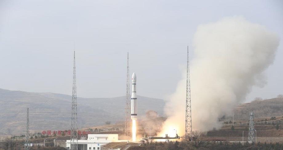 Pékin lance son premier satellite de sciences de la Terre
