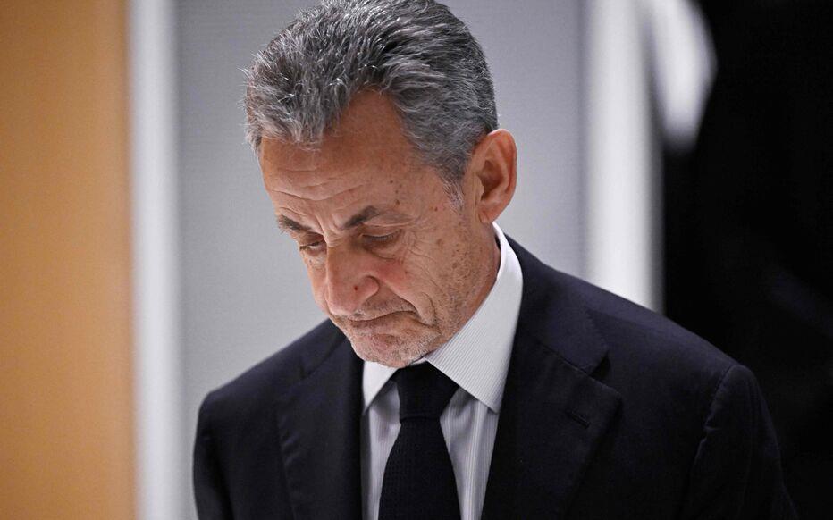 France : Nicolas Sarkozy sort de prison