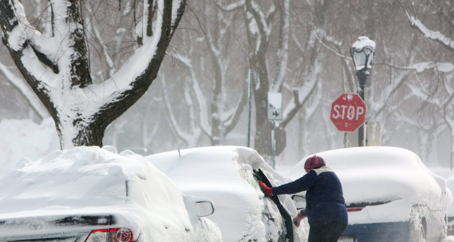المملكة المتحدة.. إغلاق مئات المدارس بسبب التساقطات الثلجية القوية