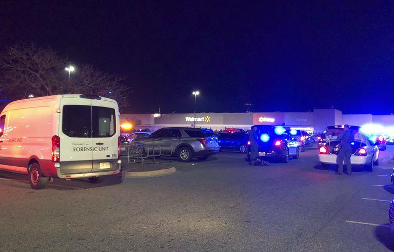 USA: Six morts lors d'une fusillade dans un supermarché en Virginie