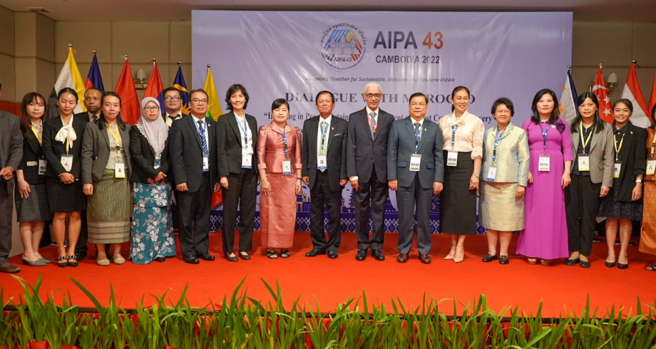العلمي يتباحث مع أعضاء الجمعية البرلمانية لرابطة دول جنوب شرق آسيا