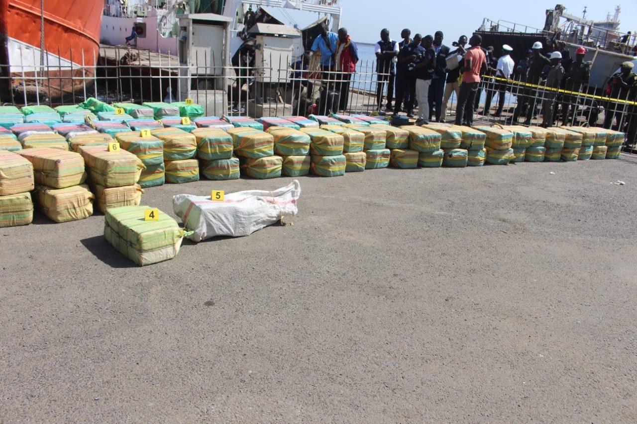 Marine sénégalaise : saisie de 3 tonnes de cocaïne au large de Dakar