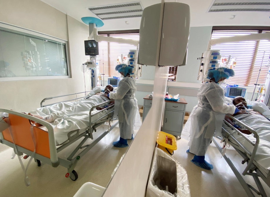Afrique du Sud: les hôpitaux en état d'alerte face à la hausse des infections à la Covid-19