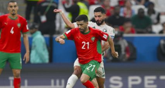 Coupe arabe 2025 : Le Maroc mène 1-0 contre l'Arabie Saoudite à la mi-temps