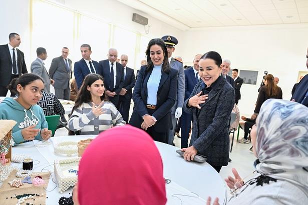 مركز "الأميرة للا أسماء" بمكناس يعزز العرض التكويني الموجه لشباب المنطقة من الصم وضعاف السمع