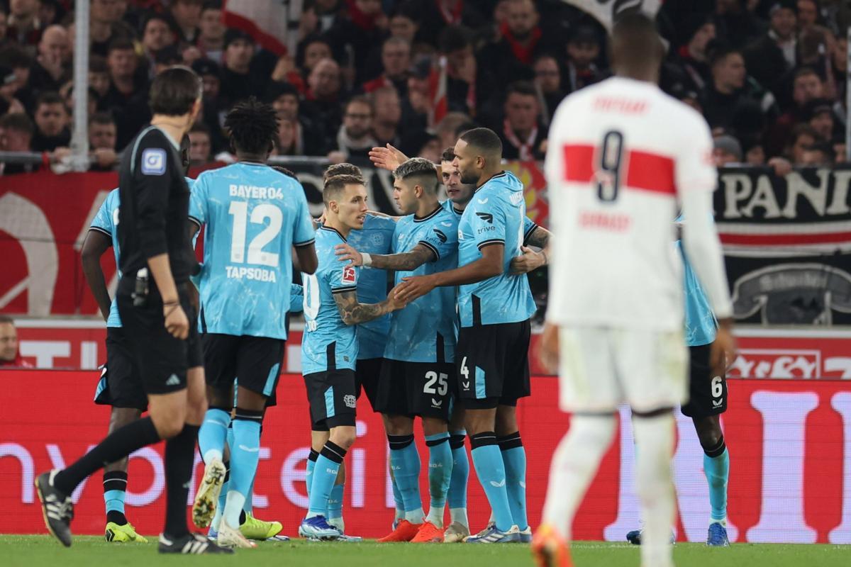 Bundesliga : Leverkusen consolide sa place de leader