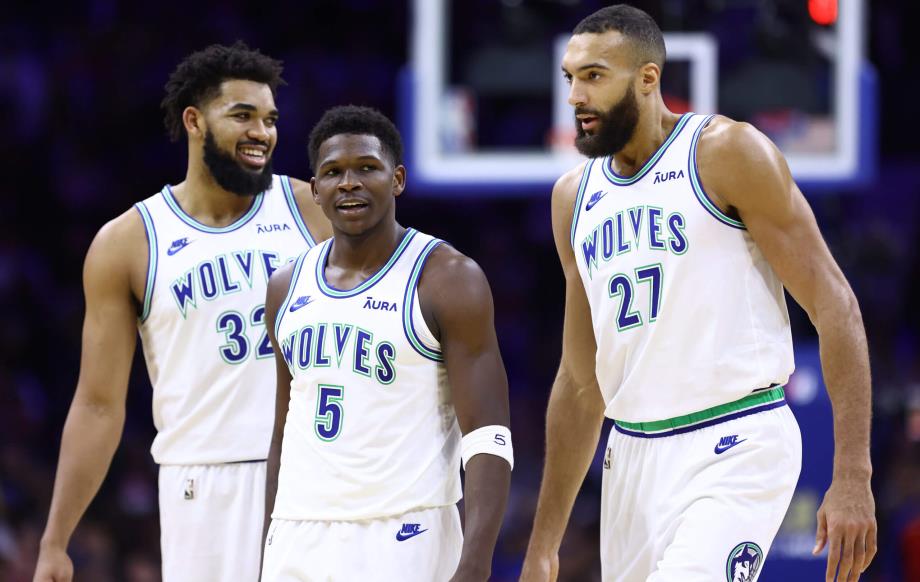 دوري كرة السلة الأمريكي للمحترفين.. مينيسوتا تمبرولفز يفوز على غولدن ستيت واريورز